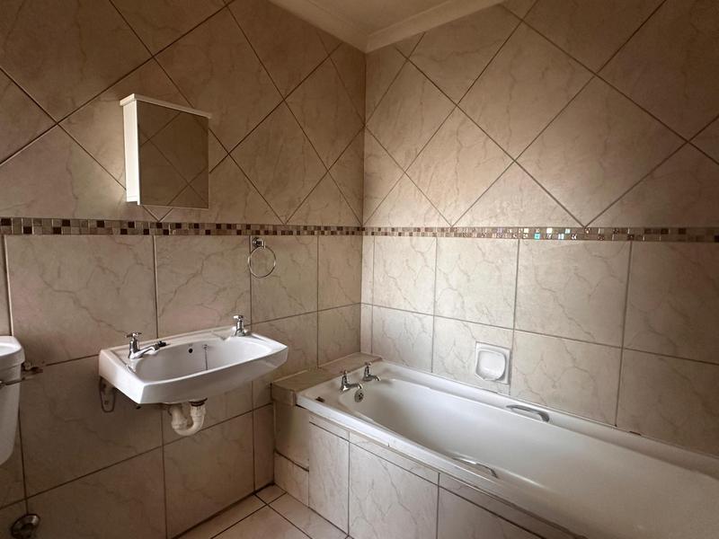 2 Bedroom Property for Sale in Strand Central Western Cape